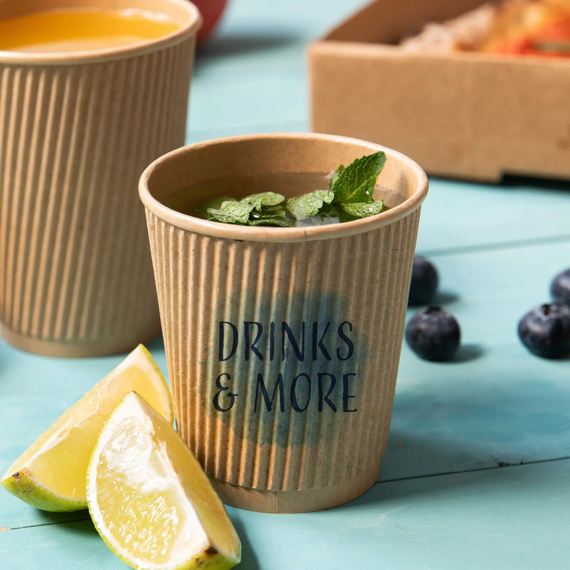 Riffelbecher bedruckt, 250 ml / 10 oz, braun, PE-beschichtung