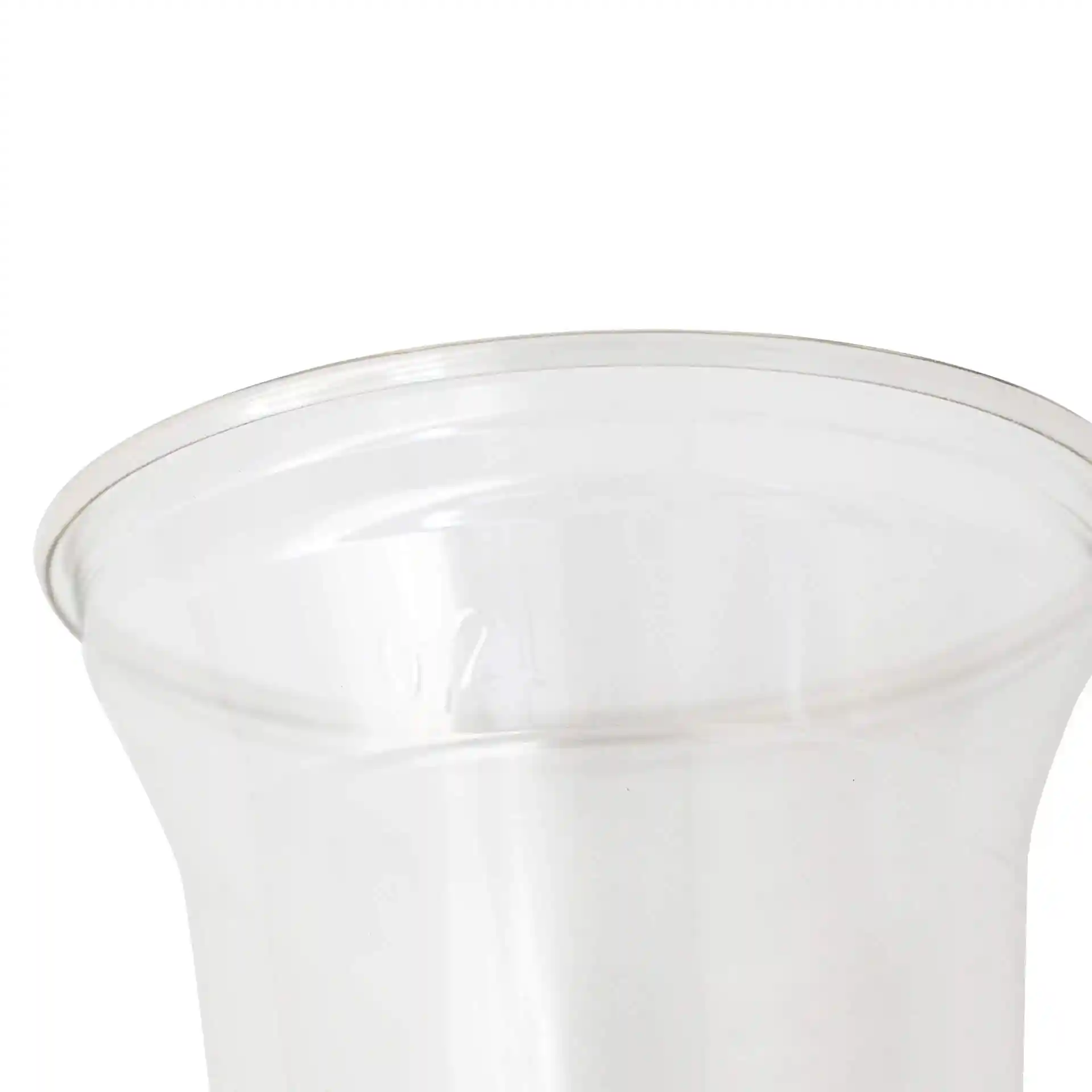 Przezroczysty kubek rPET 8 oz o średnicy 95 mm na górze i 54 mm na dole.