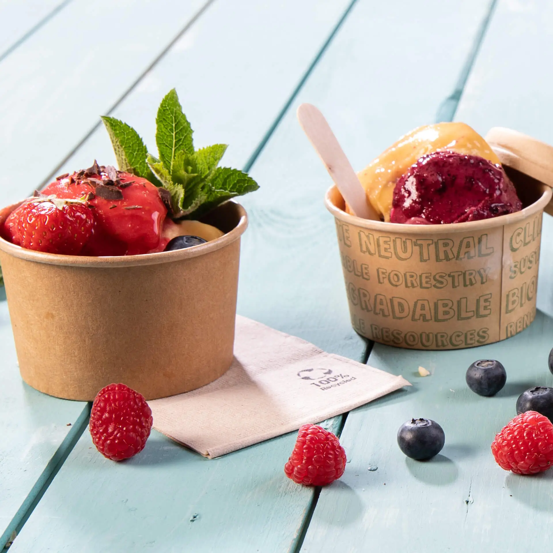 dse02800-rpapier-eis-servietten-12-x-85-cm-1-lagig-gefaltet-ungebleicht-5