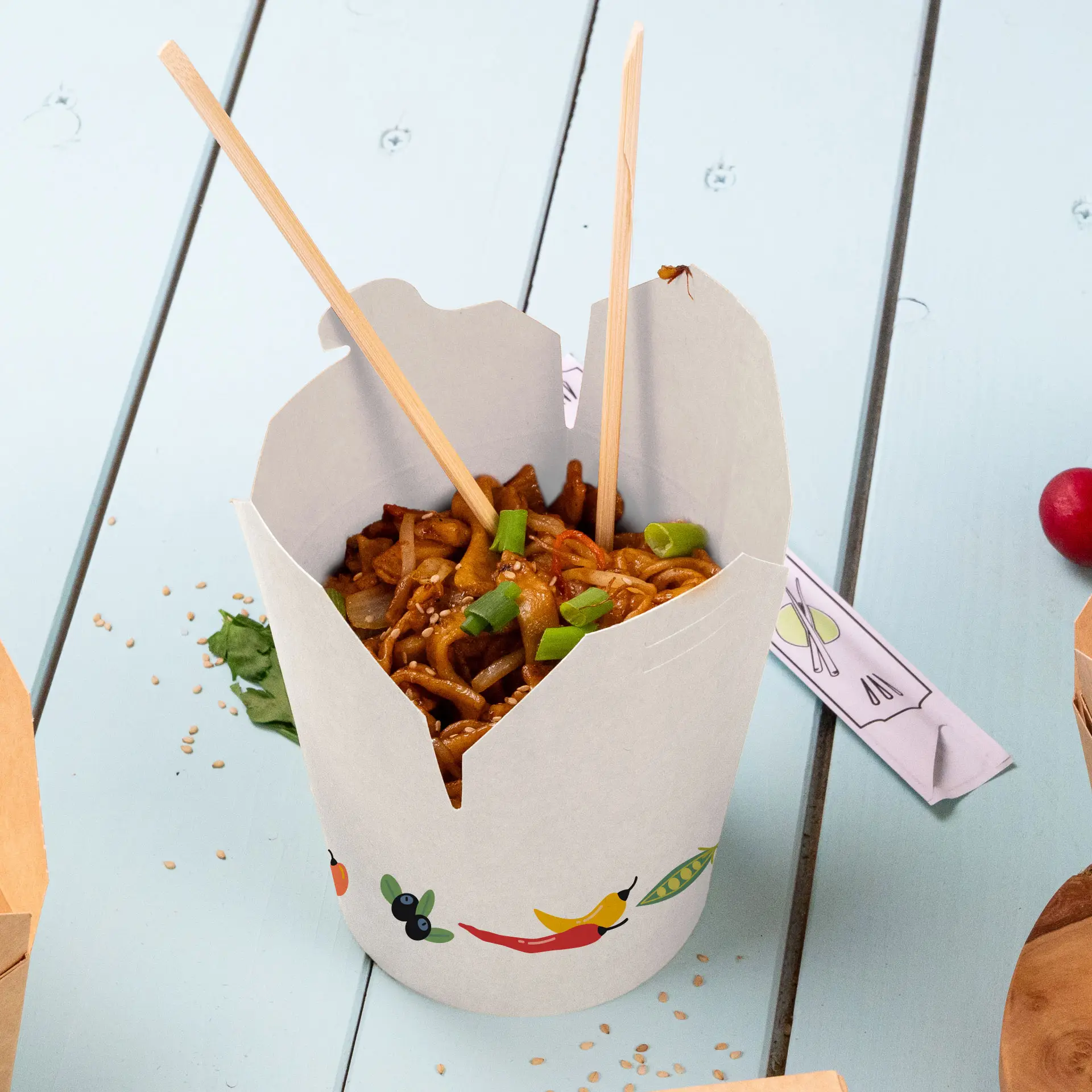 Pudełka na makaron z nadrukiem, 650 ml, biały, powłoka PLA