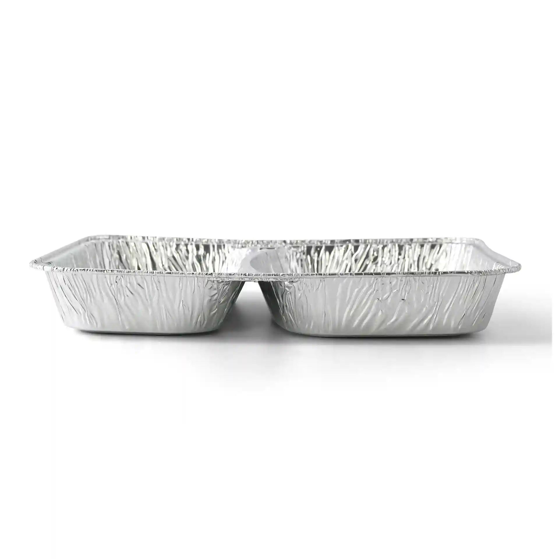 Prostokątna aluminiowa taca na posiłki z dwoma przegródkami, 22,7 x 17,7 cm i 3 cm głębokości.