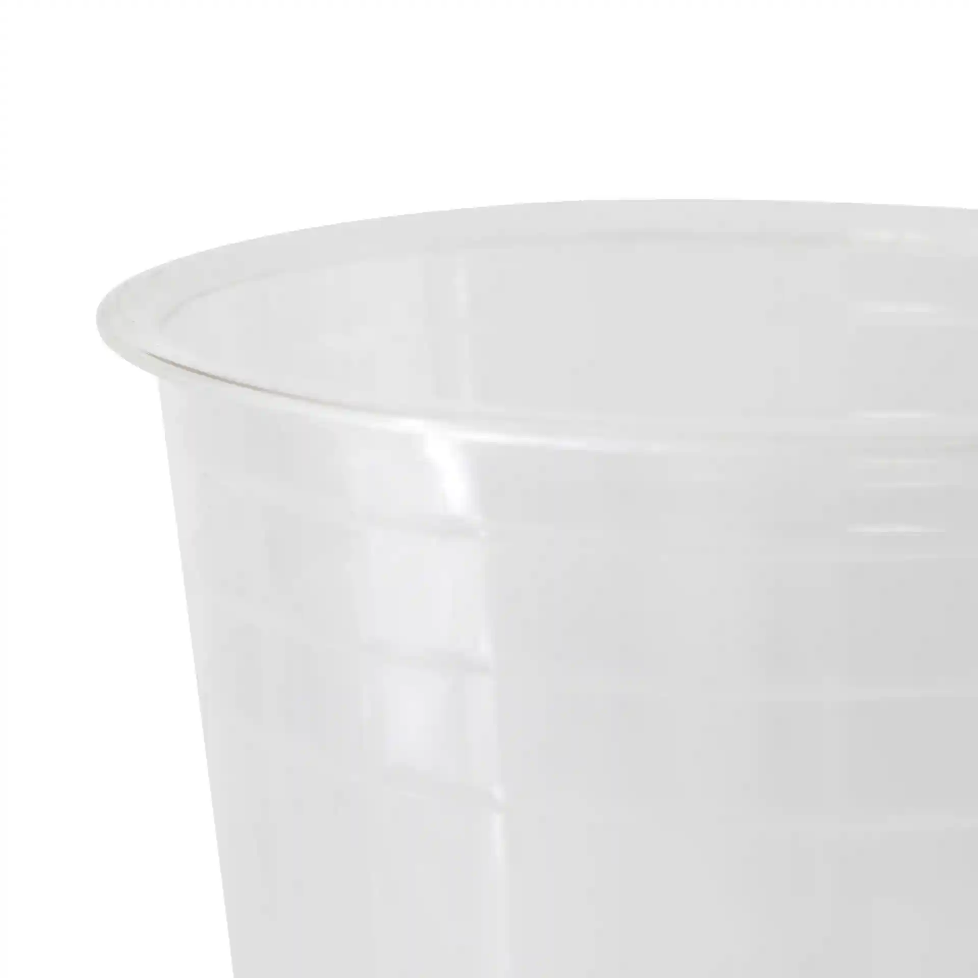 Przezroczysty kubek z plastiku PLA o wysokości 148 mm i średnicy górnej 95 mm.