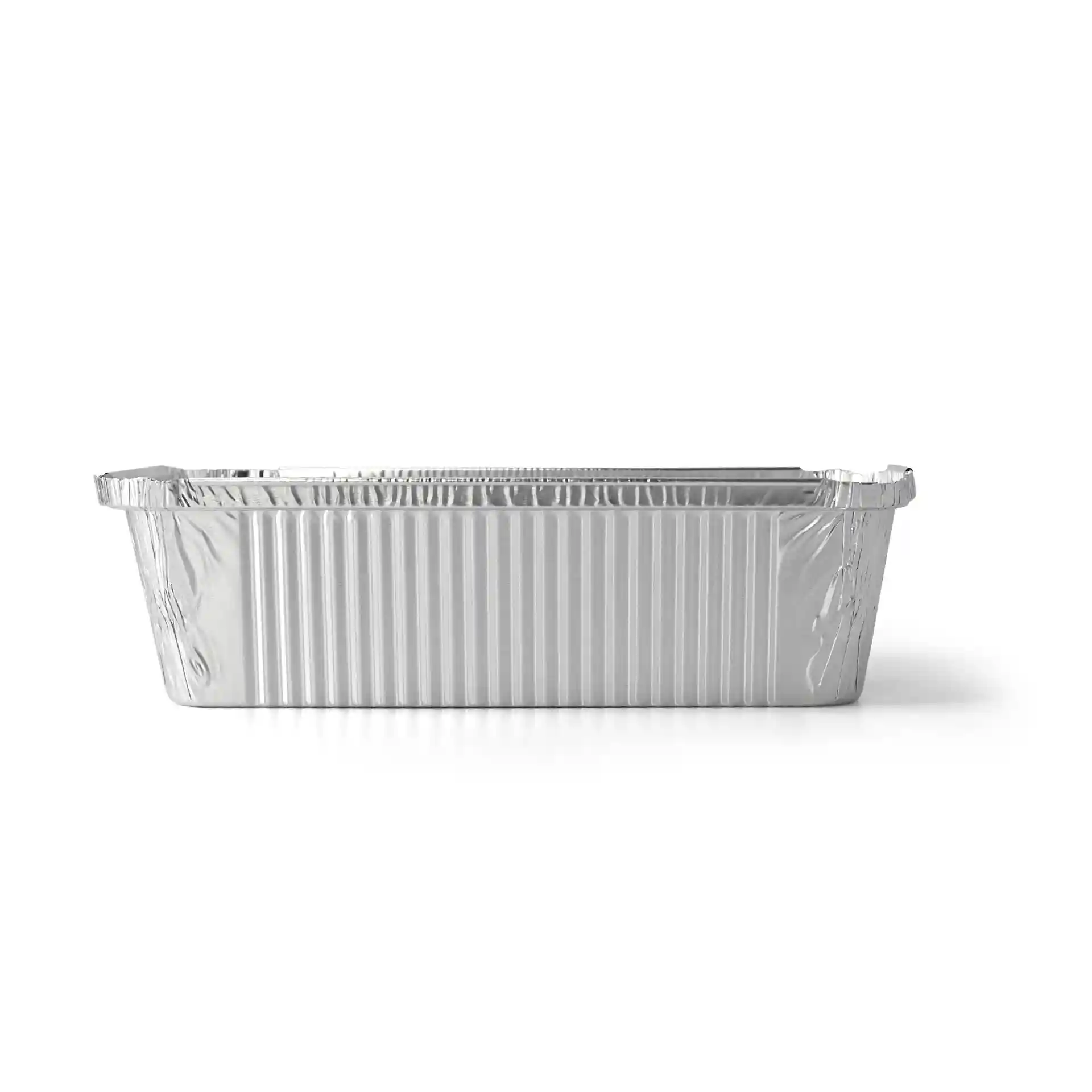 Prostokątny pojemnik aluminiowy o wymiarach 21,8 x 11,3 x 5,4 cm i pojemności 900 ml.