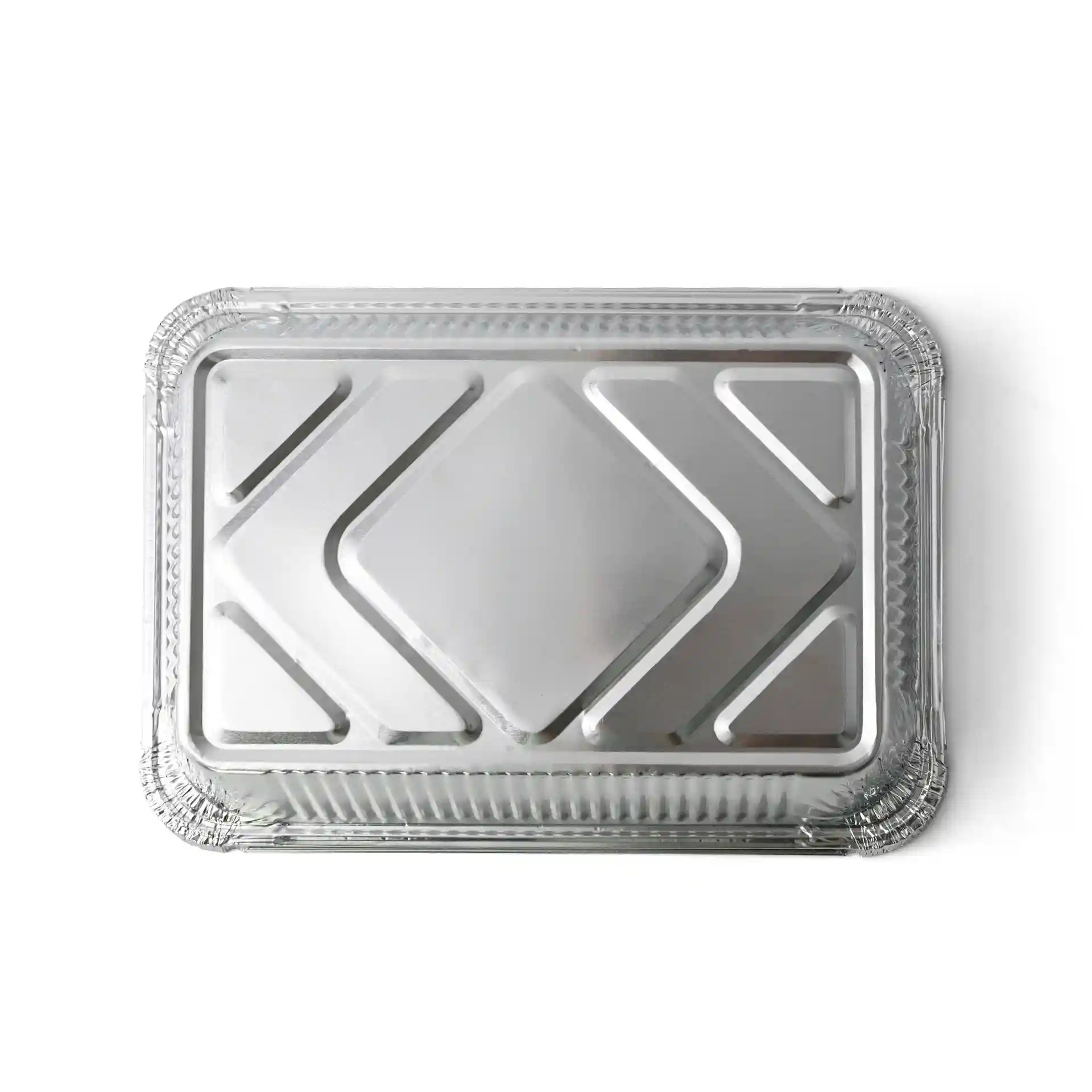 Prostokątny pojemnik aluminiowy o wymiarach 21,4 x 14,9 x 4,3 cm z błyszczącą powierzchnią i wzorzystym designem.