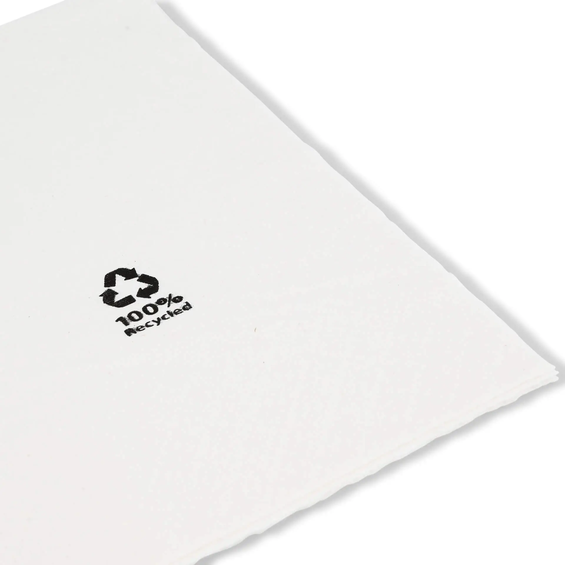 Biała kartka papieru z symbolem recyklingu i napisem "100% Recyklowane".