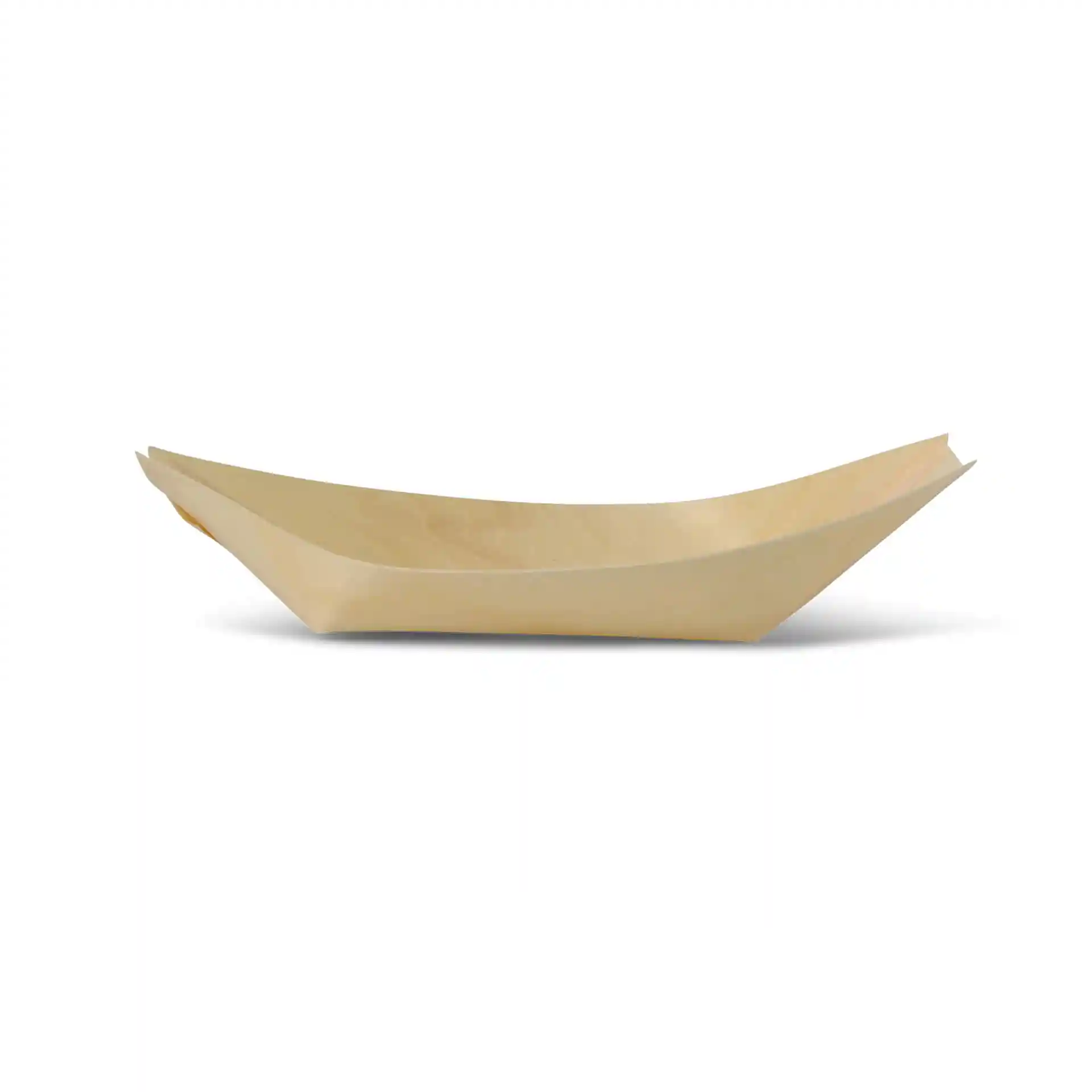 Drewniana taca w kształcie łodzi w kolorze brązowym, o długości 17 cm, szerokości 9,5 cm i wysokości 3,6 cm.