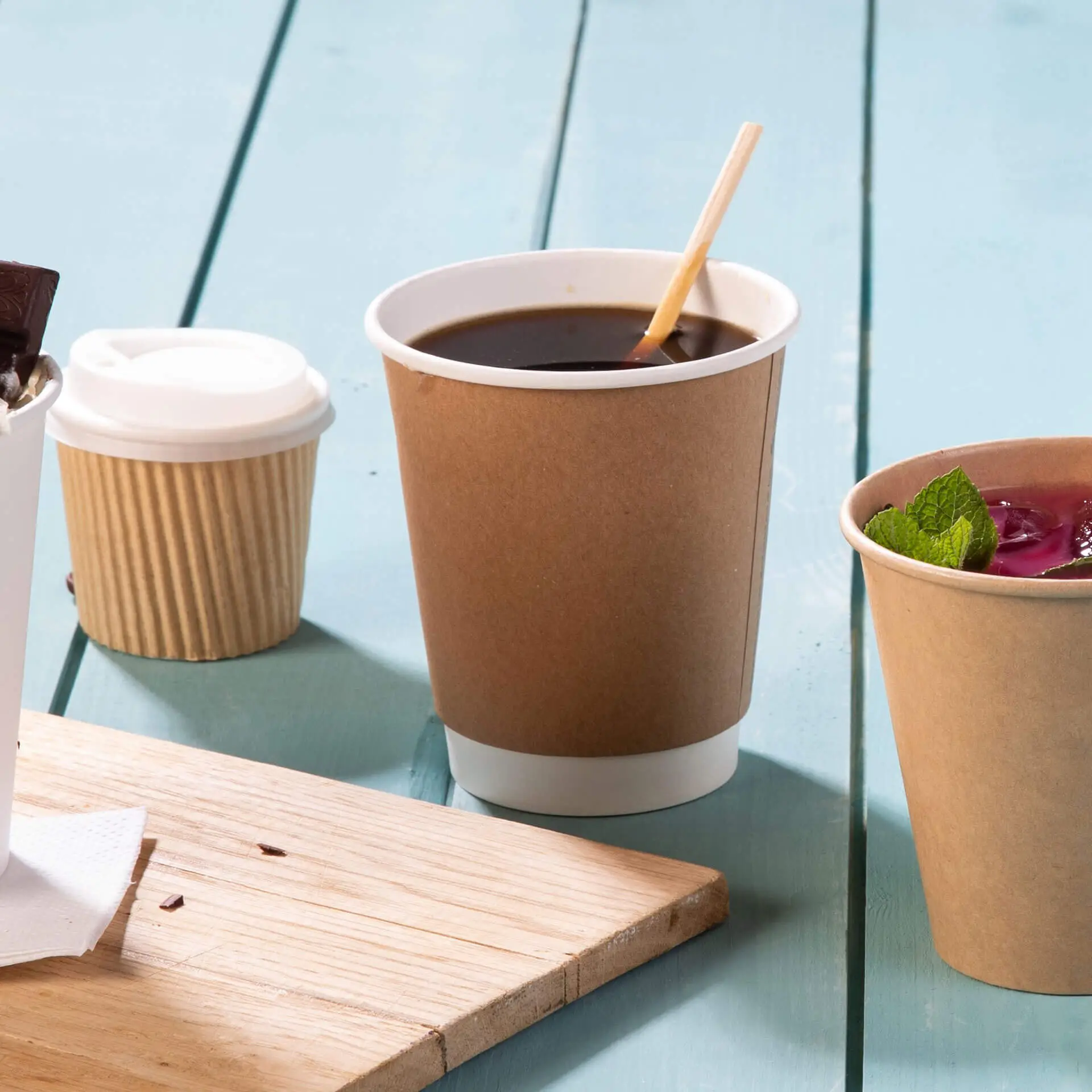 con10001-01-1-coffee-to-go-becher-aus-pappe-beschichtet-doppelwandig-200-ml-8-oz-80-mm-braun-innen-weiss-7