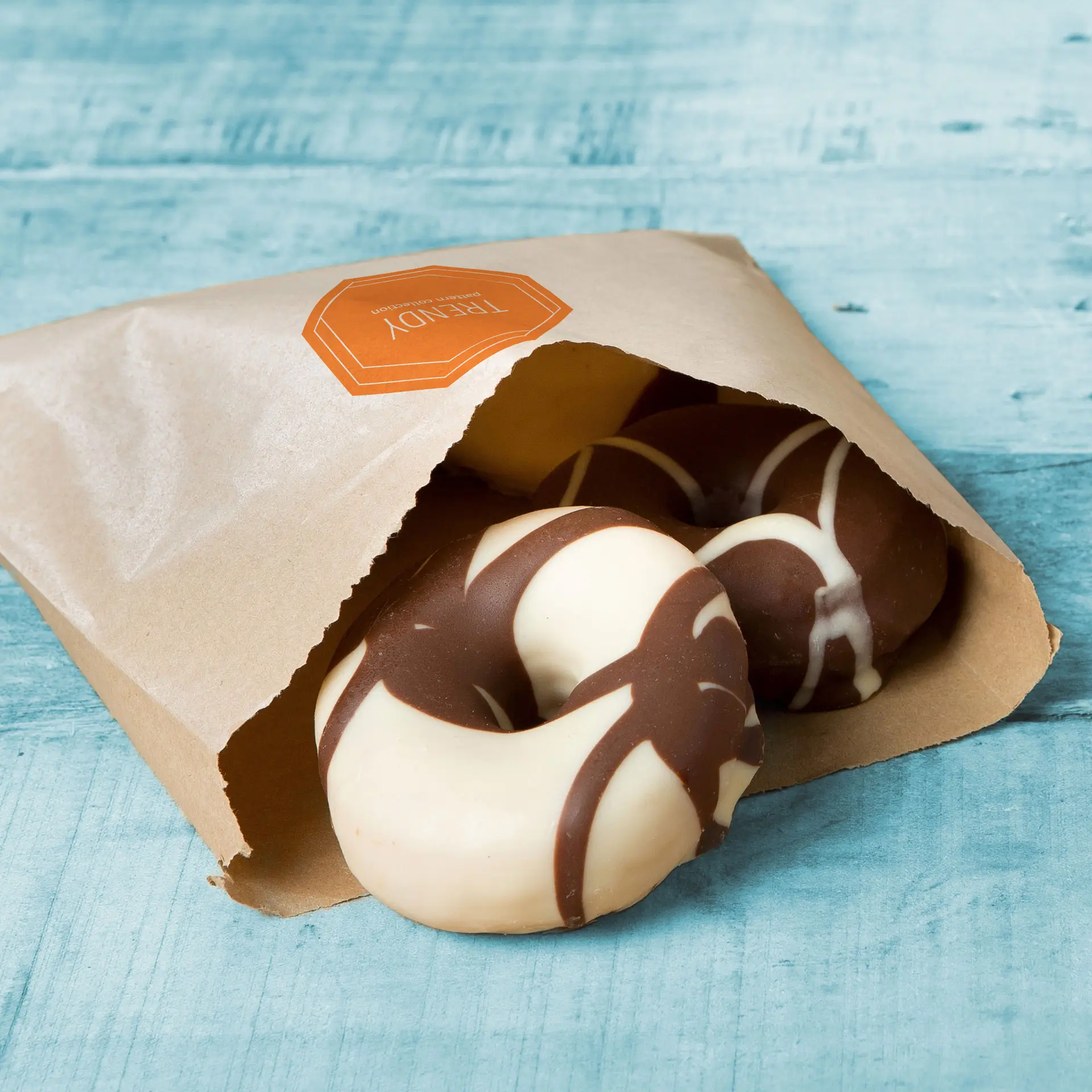 Torby płaskie z nadrukiem, brązowe, 17 × 17 cm