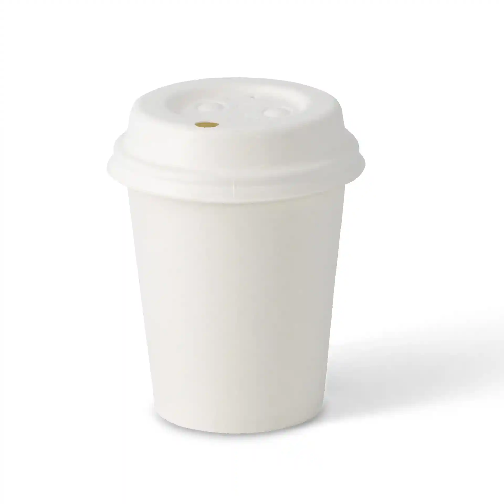 Biały papierowy kubek z pojedynczą ścianką, pojemność 200 ml i średnica 80 mm.
