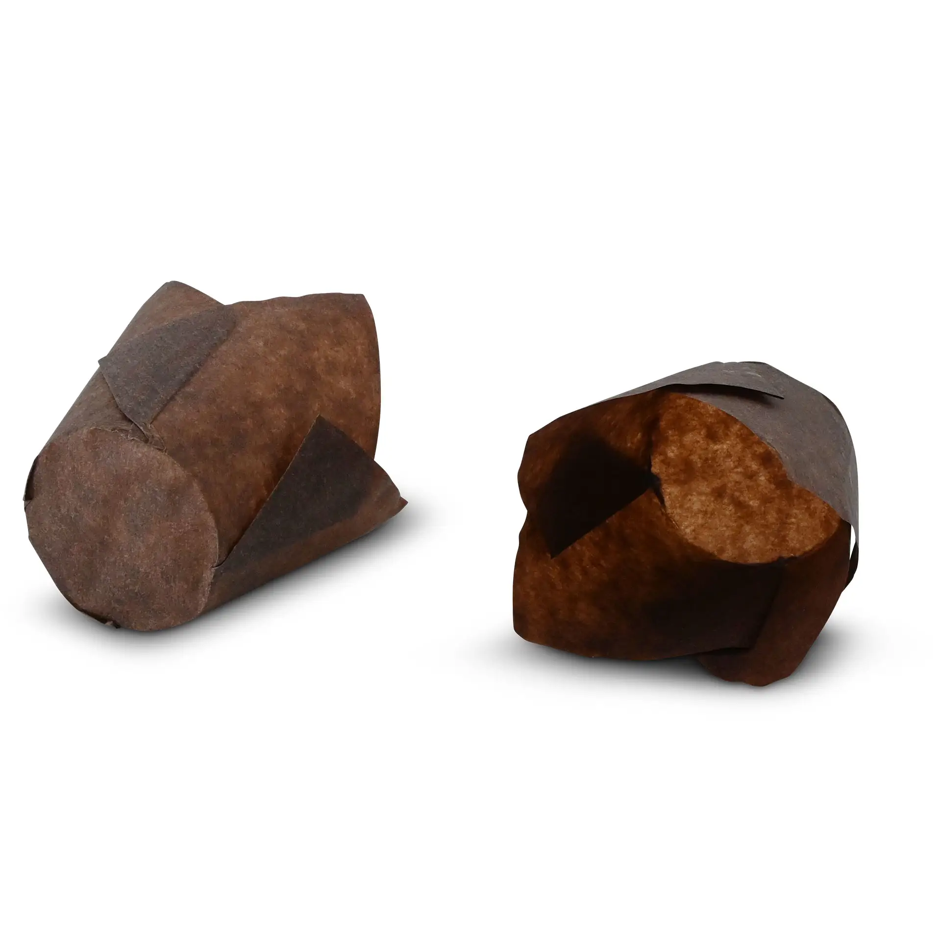 Dwa brązowe muffinki z papieru odpornego na tłuszcz, z otwartą górą, idealne do pieczenia muffinów i babeczek.